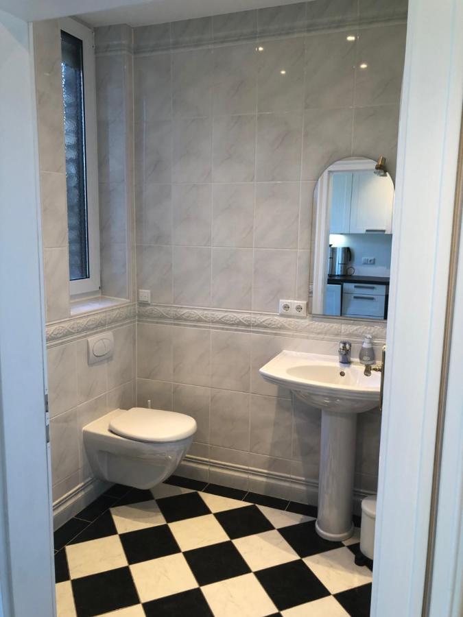 L11 Ferienwohnung Lahnstein Esterno foto